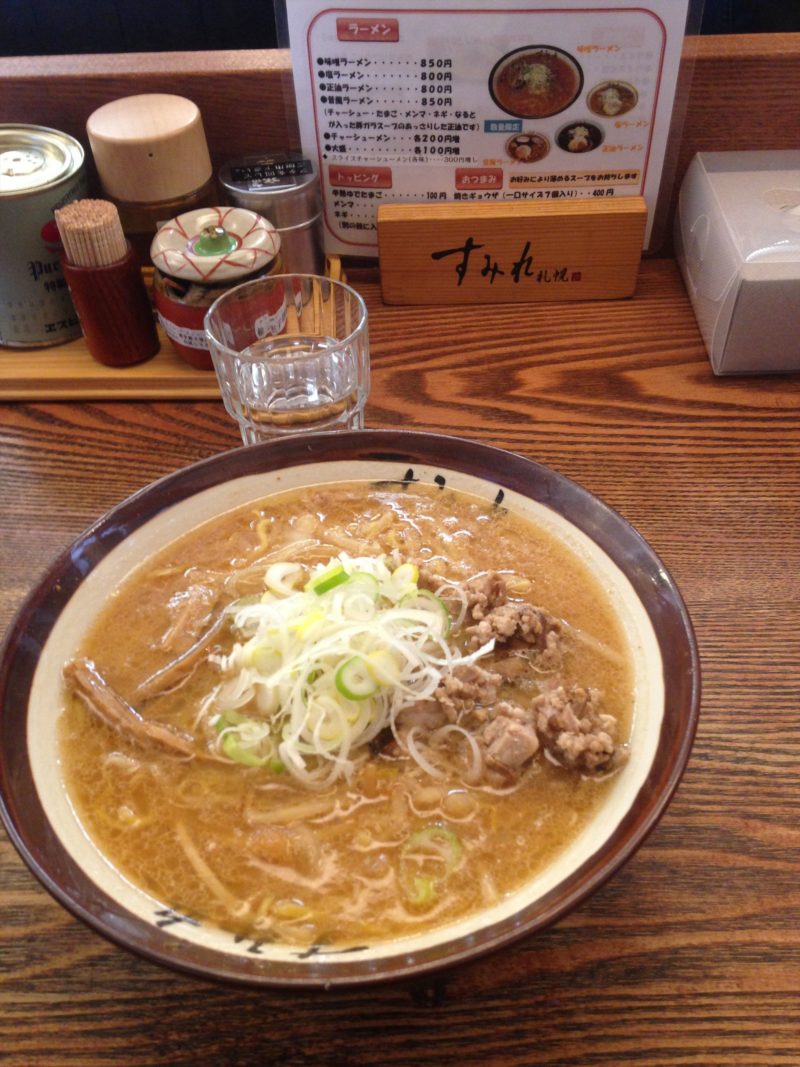 すみれ　中の島本店のラーメン